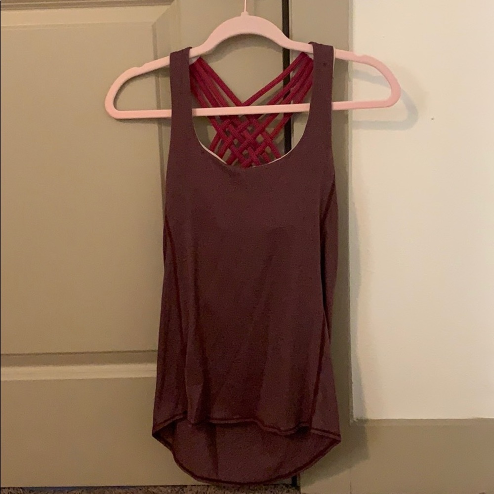lululemon tank size 2 (bra is sewed into tank top)